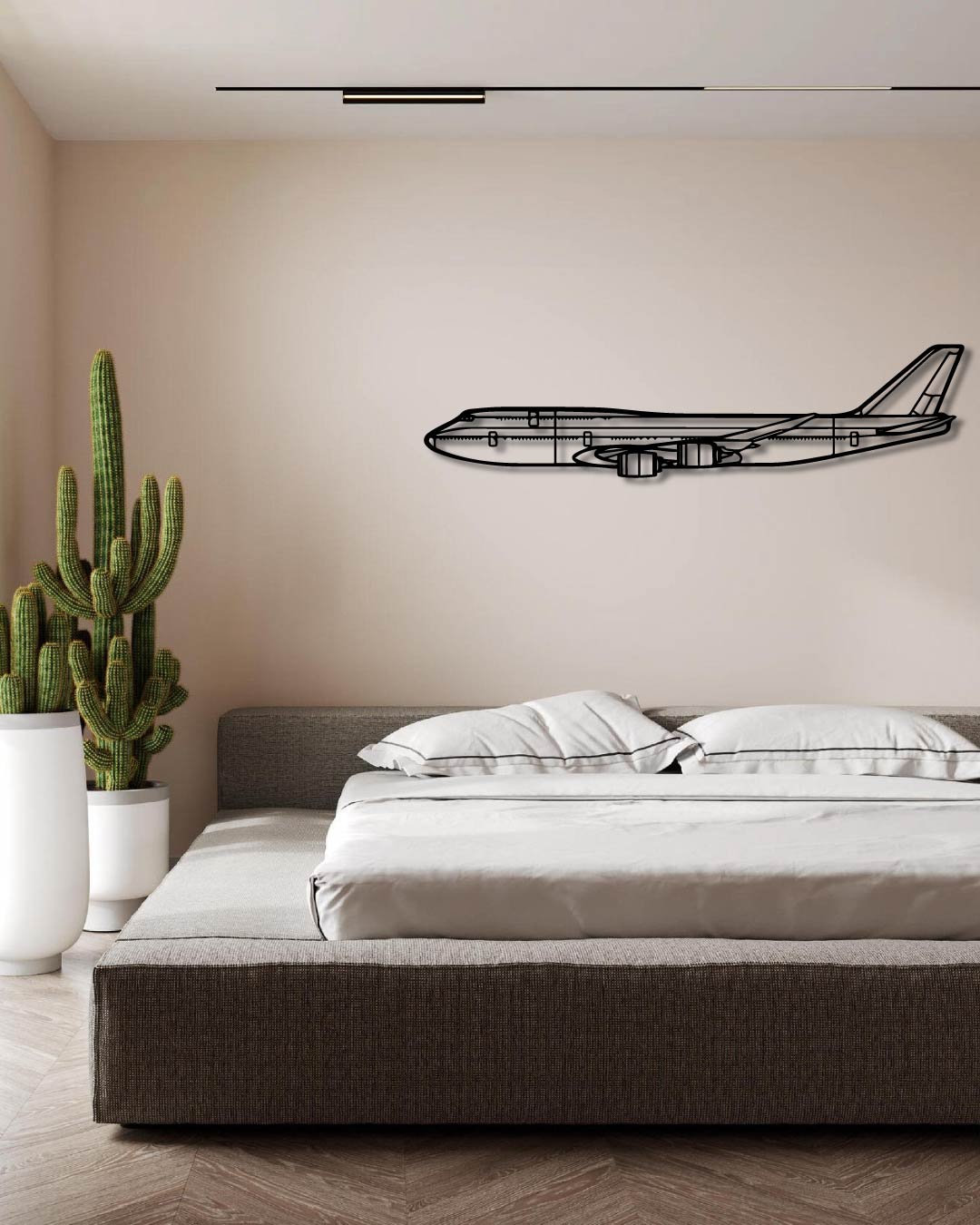 747-8 Metal Wall Art